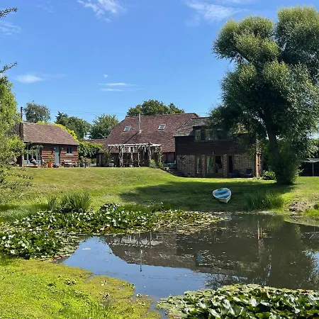 The Barn Cottage With Hot Tub Overlooking The Lake Ringmer Exterior photo