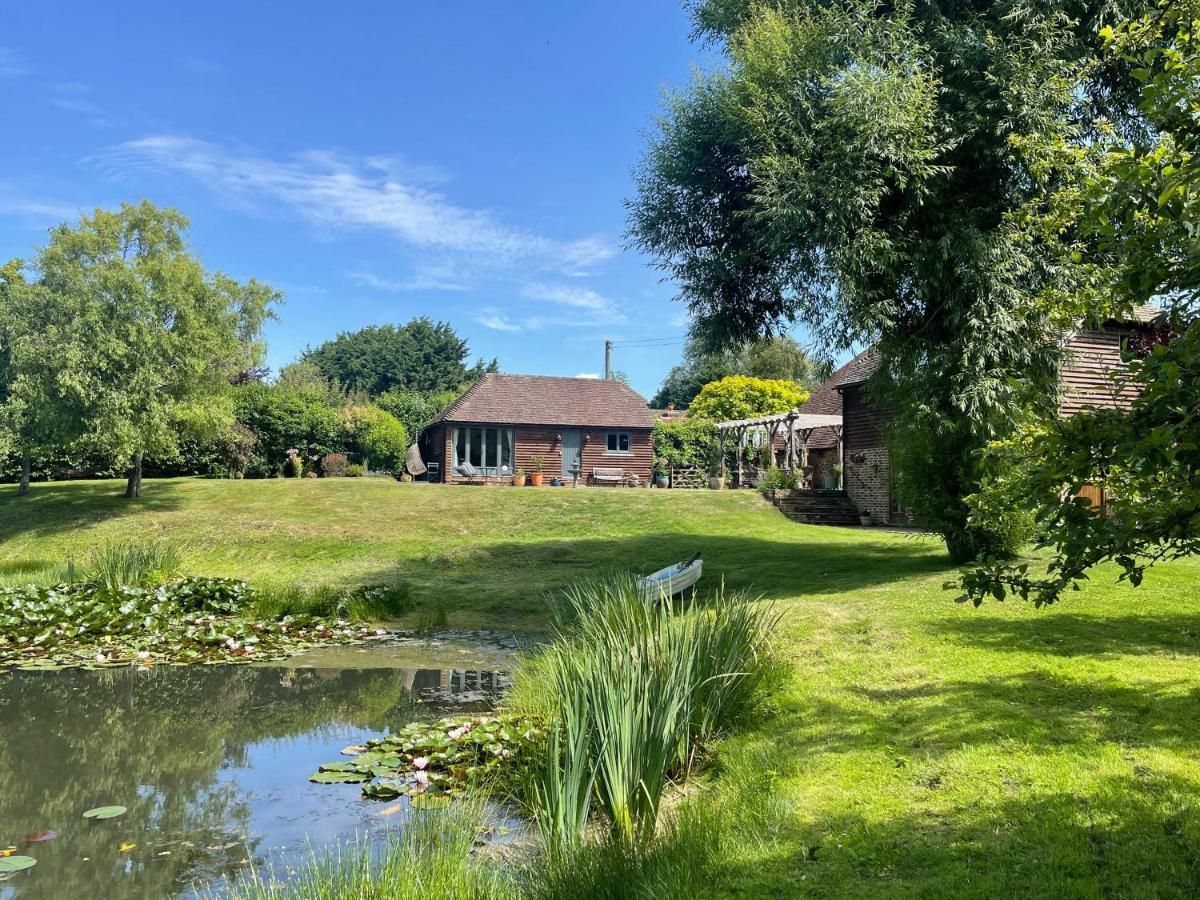The Barn With Hot Tub Overlooking The * Ringmer